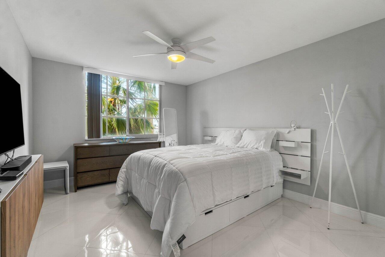 180 YACHT CLUB #102, Hypoluxo FL 33462