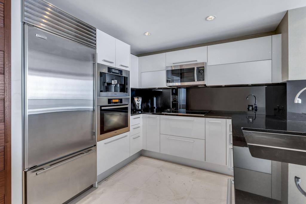 17121 Collins #2207, Sunny Isles Beach FL 33160