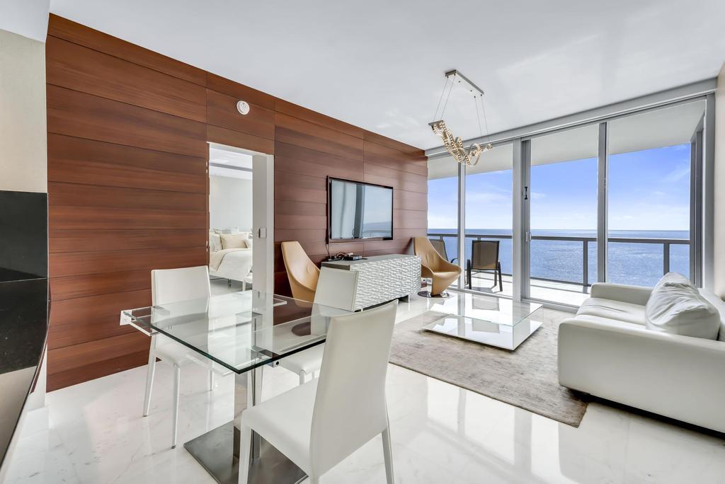 17121 Collins #2207, Sunny Isles Beach FL 33160