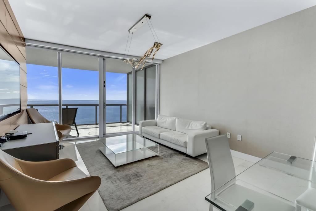 17121 Collins #2207, Sunny Isles Beach FL 33160