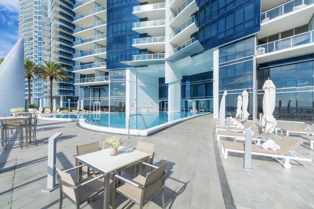 17121 Collins #2207, Sunny Isles Beach FL 33160