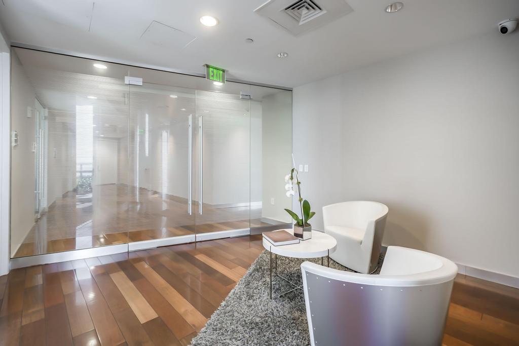 17121 Collins #2207, Sunny Isles Beach FL 33160