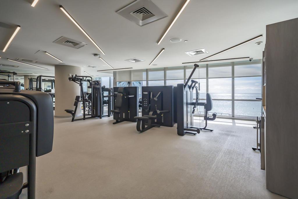17121 Collins #2207, Sunny Isles Beach FL 33160