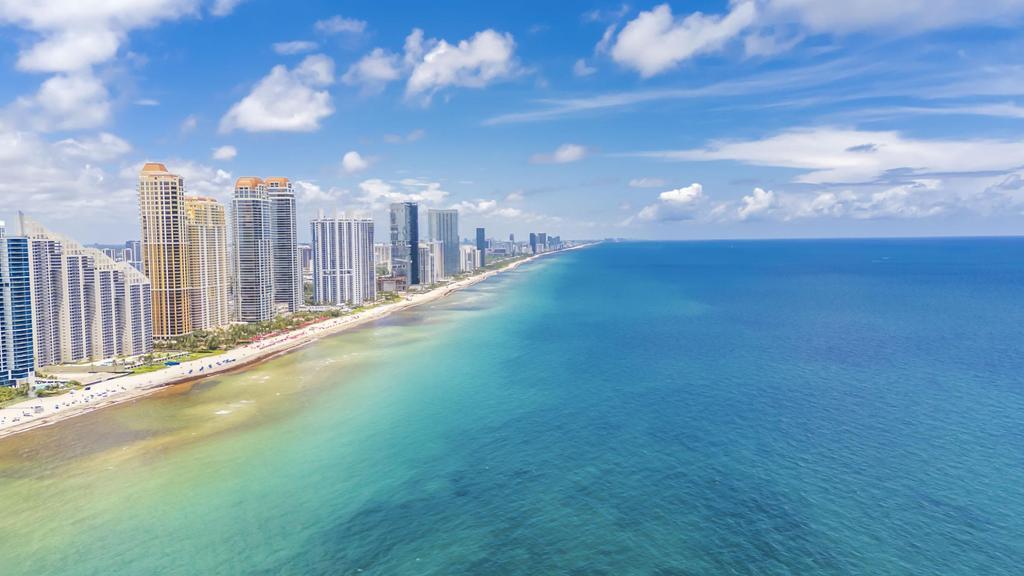 17121 Collins #2207, Sunny Isles Beach FL 33160