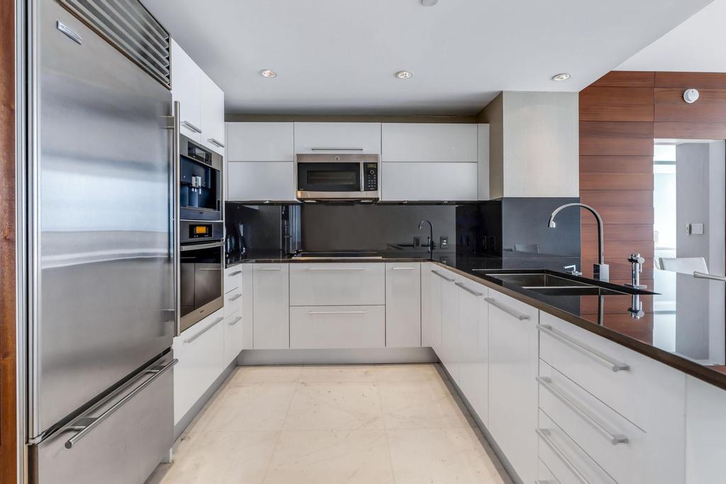 17121 Collins #2207, Sunny Isles Beach FL 33160