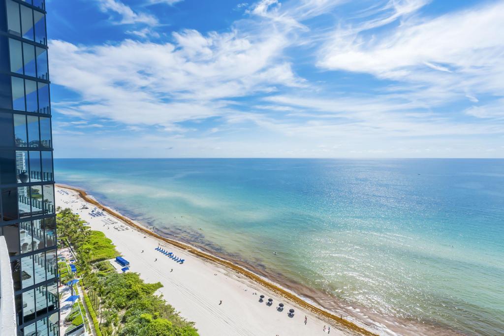 17121 Collins #2207, Sunny Isles Beach FL 33160