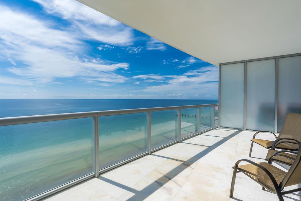 17121 Collins #2207, Sunny Isles Beach FL 33160