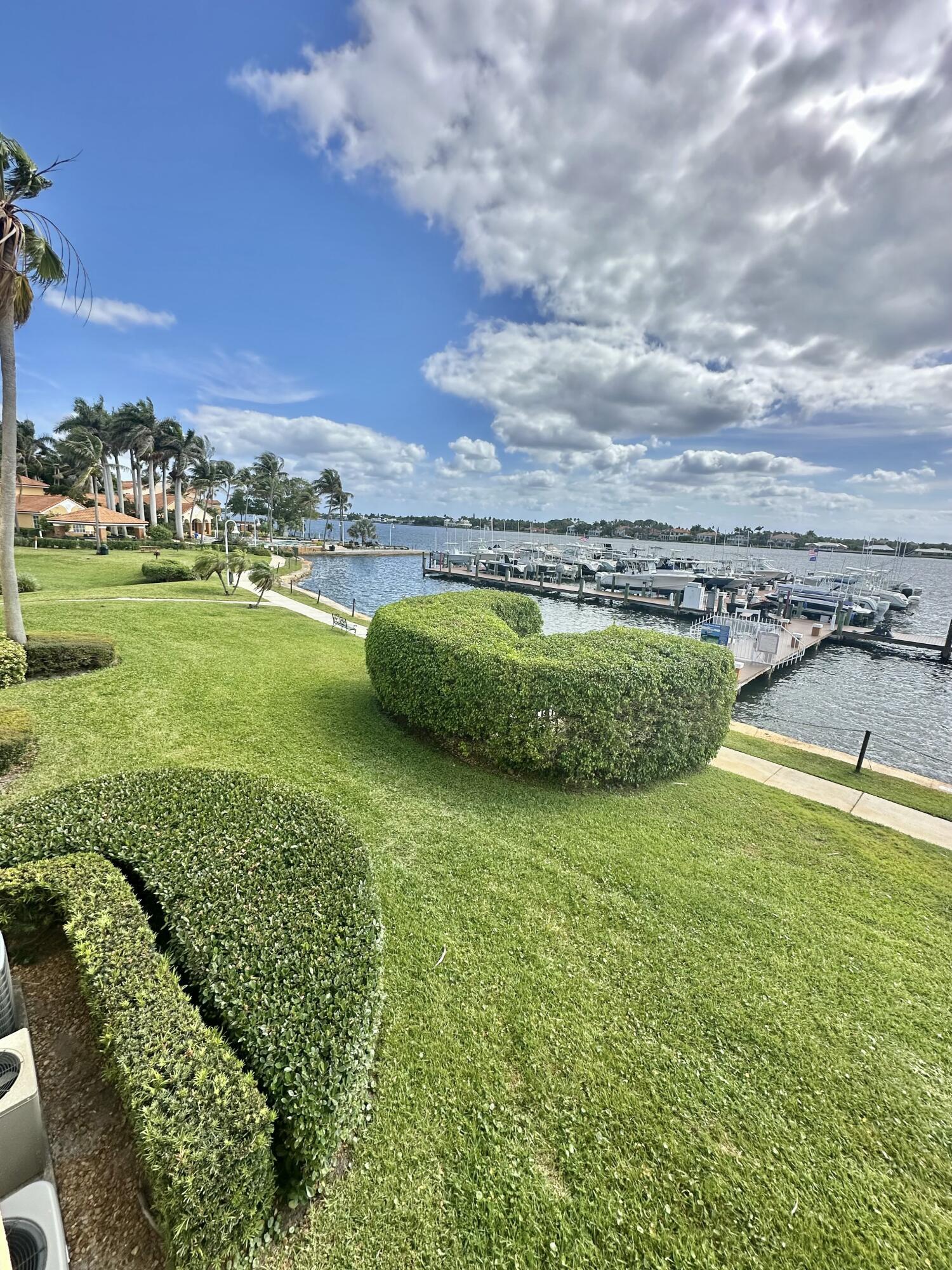 167 YACHT CLUB #204, Hypoluxo FL 33462