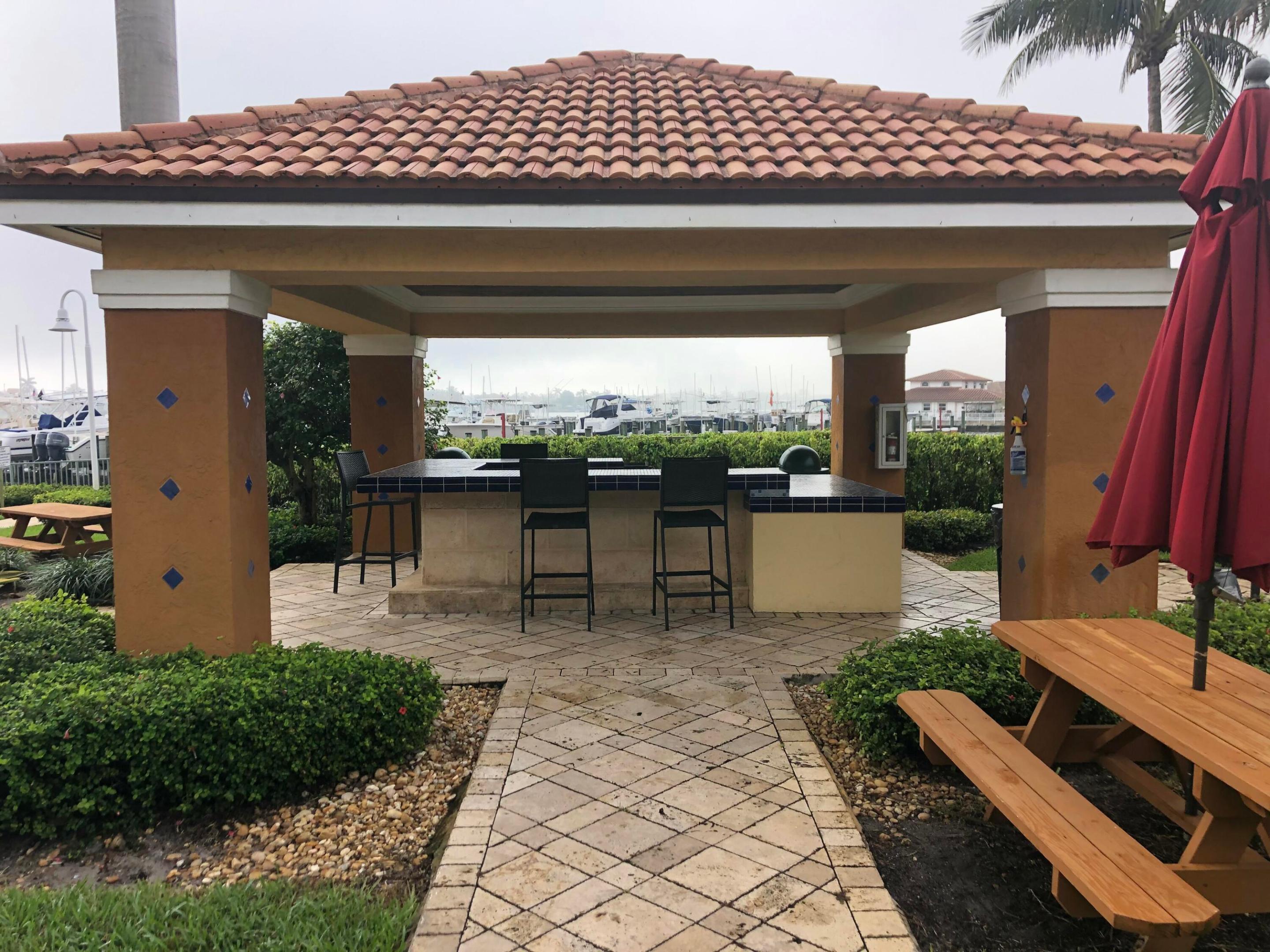 167 YACHT CLUB #204, Hypoluxo FL 33462