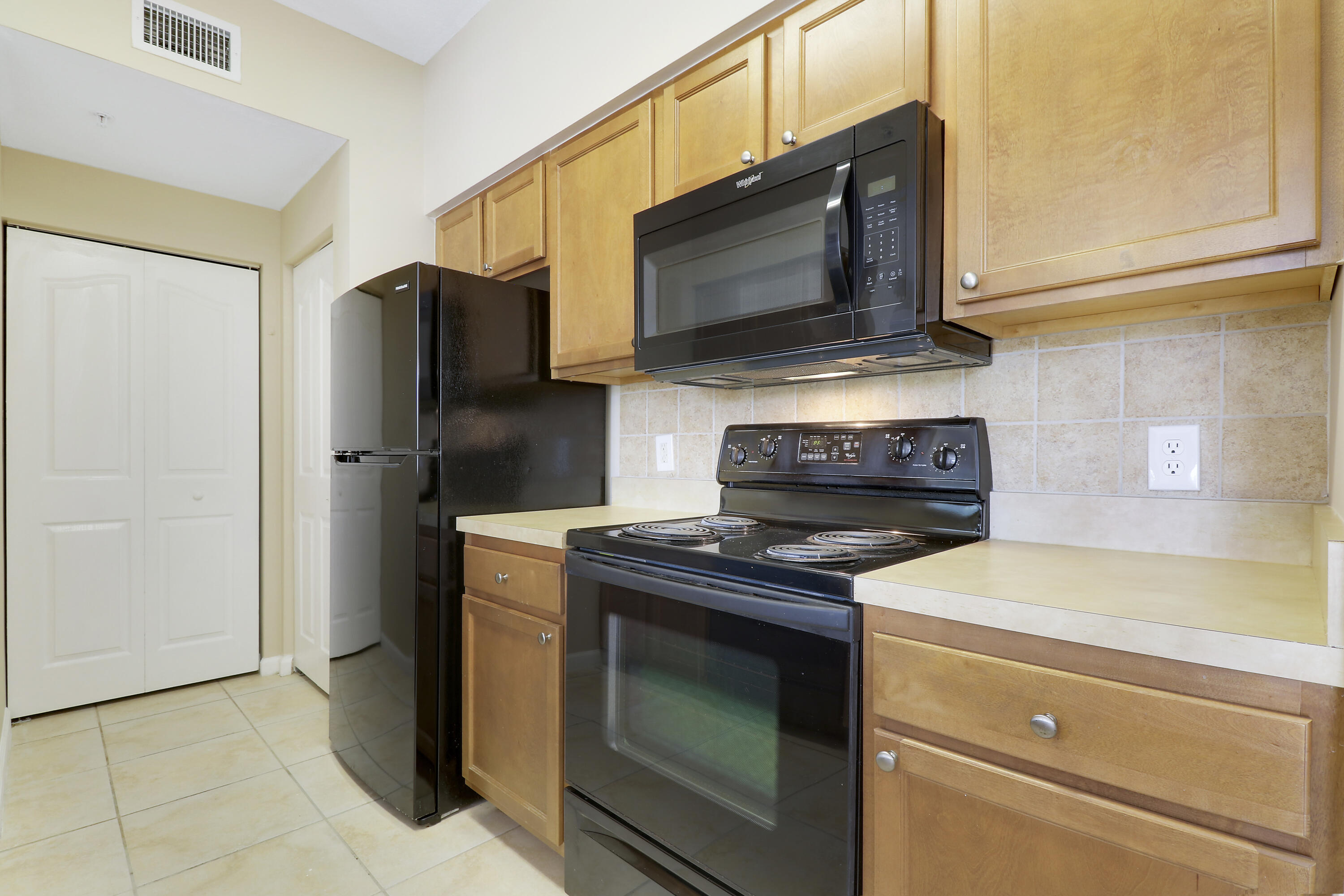 9211 Myrtlewood, Palm Beach Gardens FL 33418