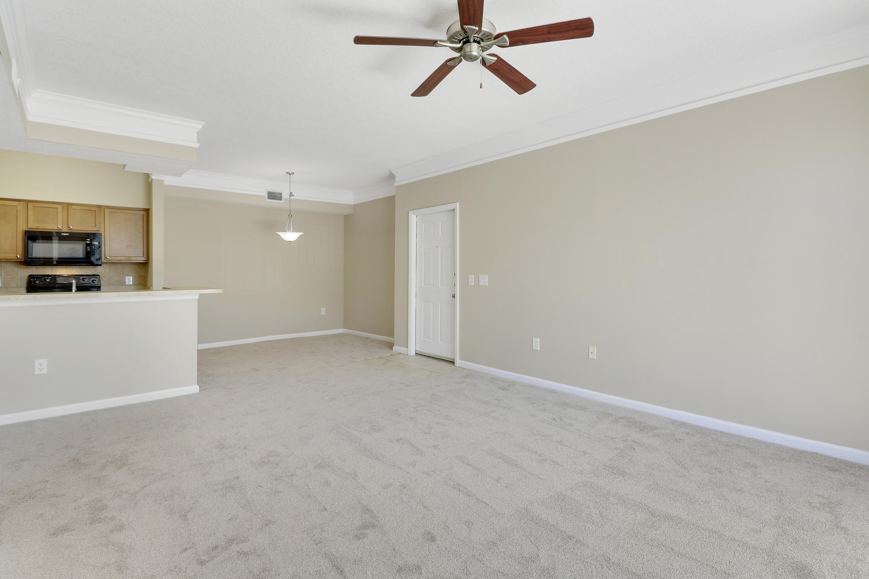 9211 Myrtlewood, Palm Beach Gardens FL 33418