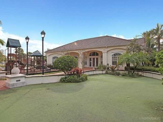 9211 Myrtlewood, Palm Beach Gardens FL 33418