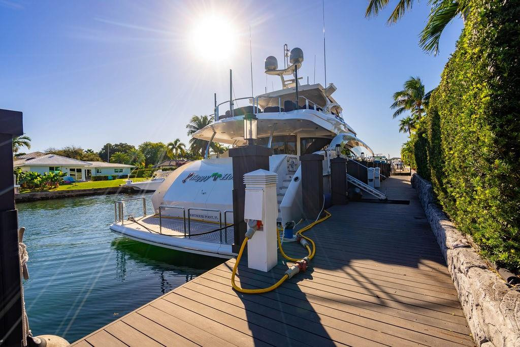 2457 NE 26TH, Lighthouse Point FL 33064