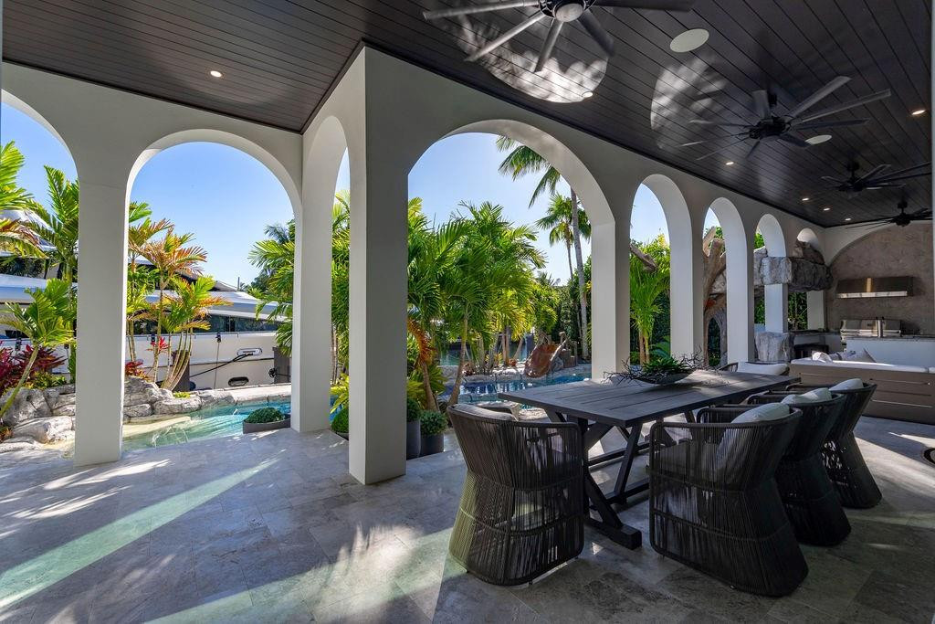 2457 NE 26TH, Lighthouse Point FL 33064
