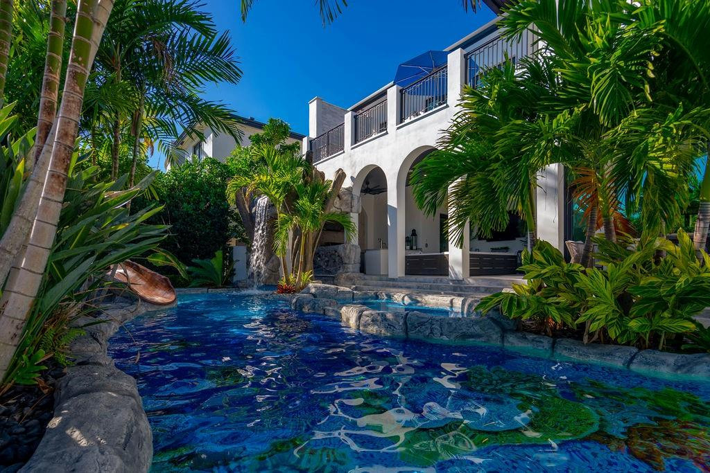 2457 NE 26TH, Lighthouse Point FL 33064