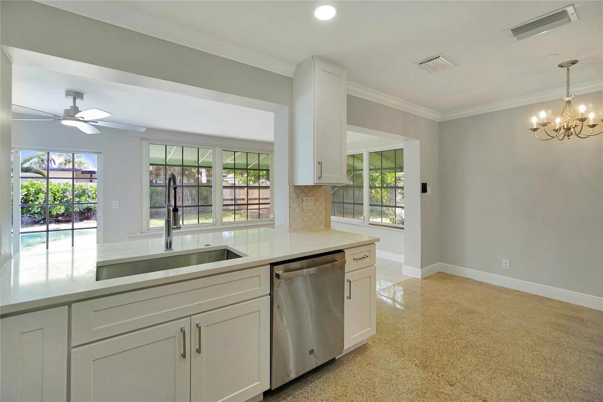 917 SE 15th, Deerfield Beach FL 33441
