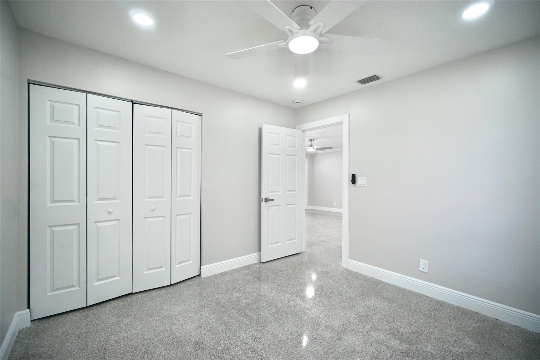 917 SE 15th, Deerfield Beach FL 33441
