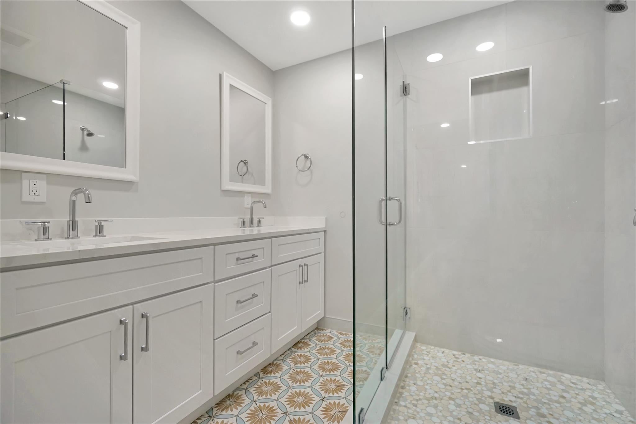 917 SE 15th, Deerfield Beach FL 33441