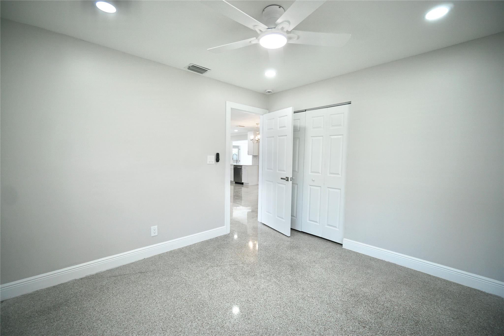 917 SE 15th, Deerfield Beach FL 33441