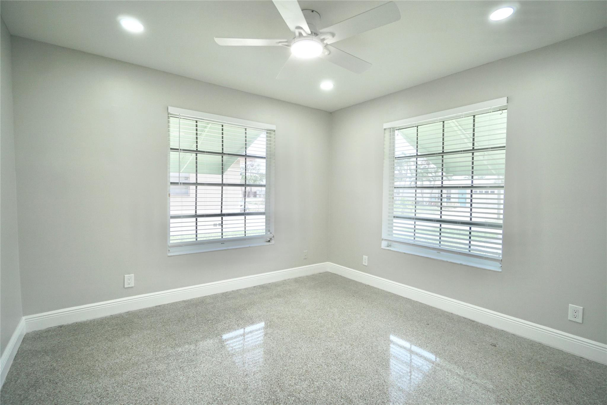 917 SE 15th, Deerfield Beach FL 33441