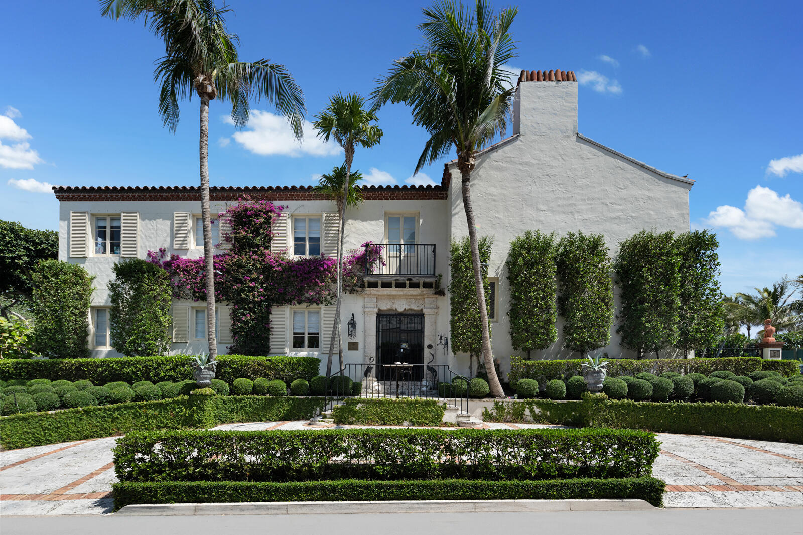111 Via Del Lago, Palm Beach FL 33480