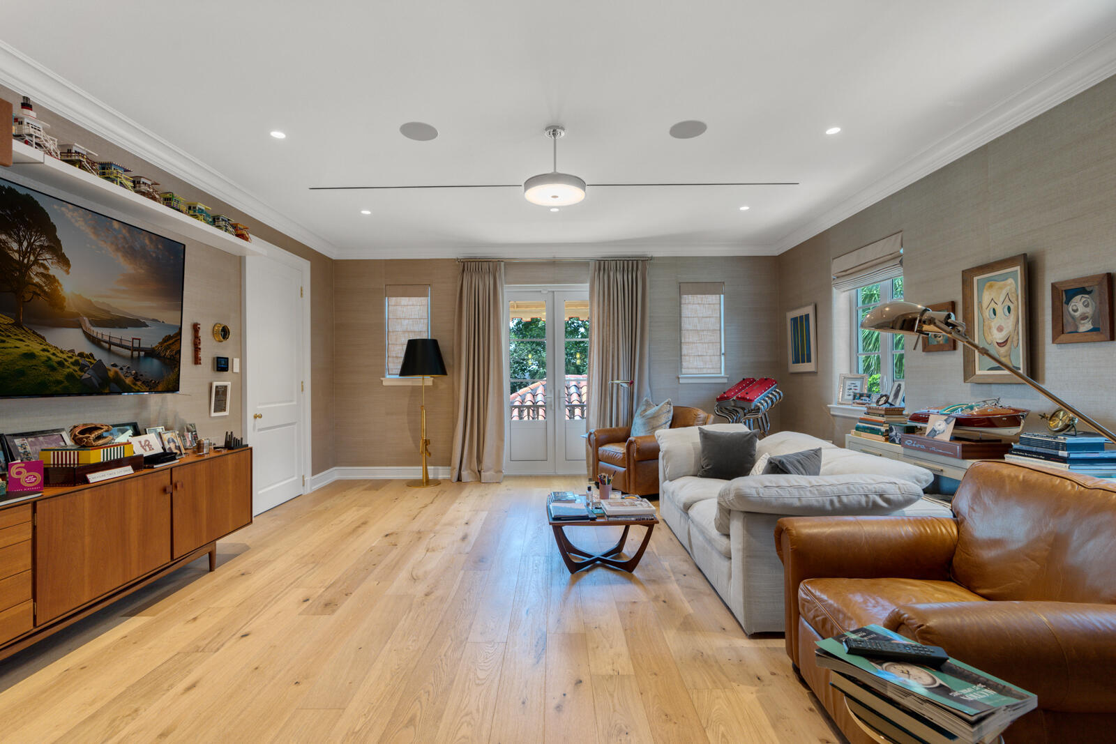 111 Via Del Lago, Palm Beach FL 33480