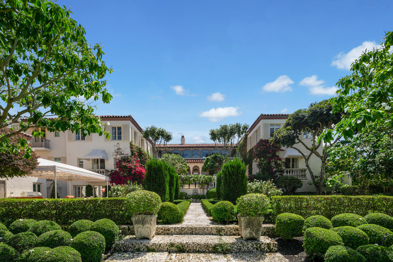 111 Via Del Lago, Palm Beach FL 33480