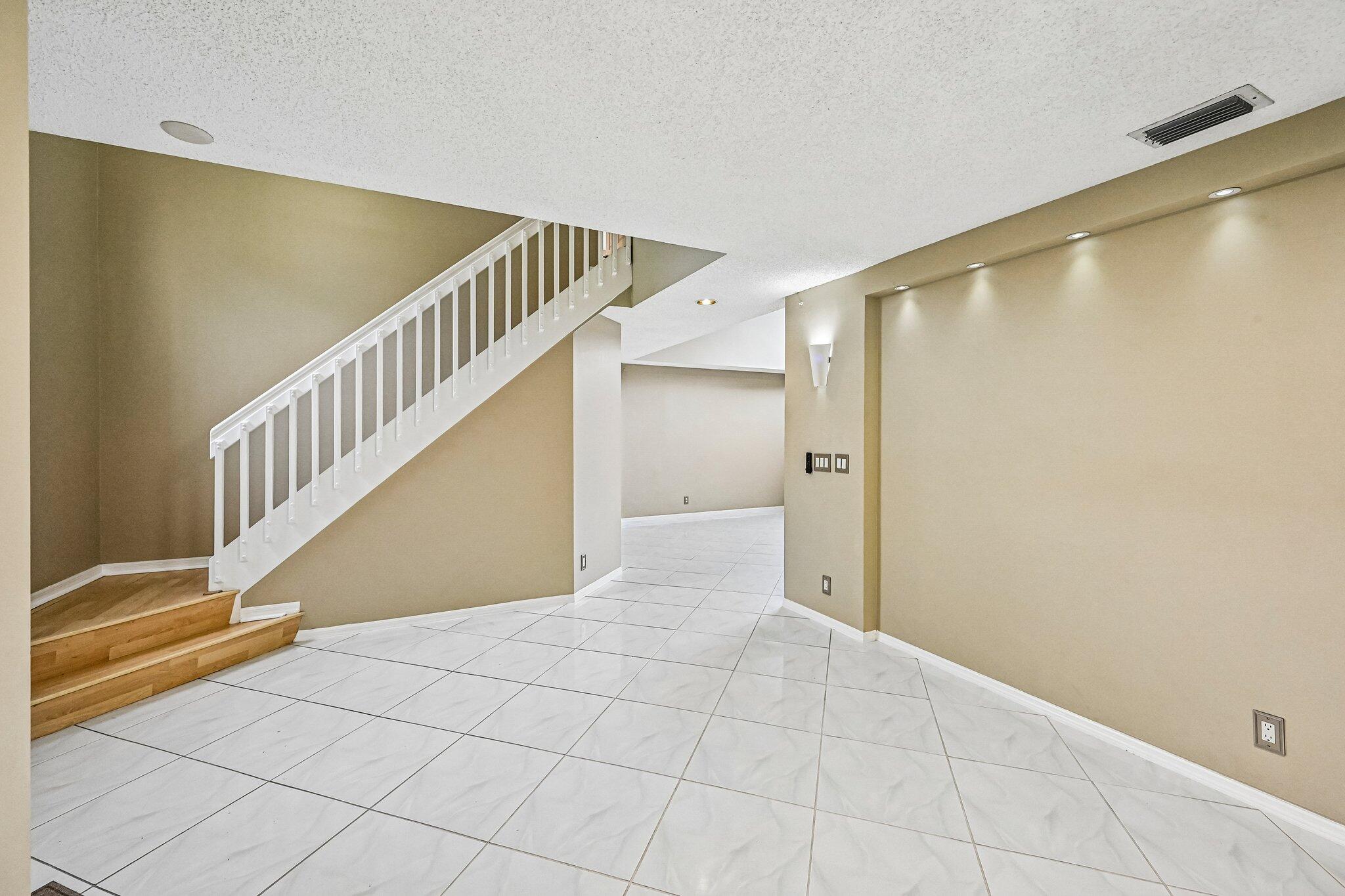 6520 NW 41ST, Coconut Creek FL 33073