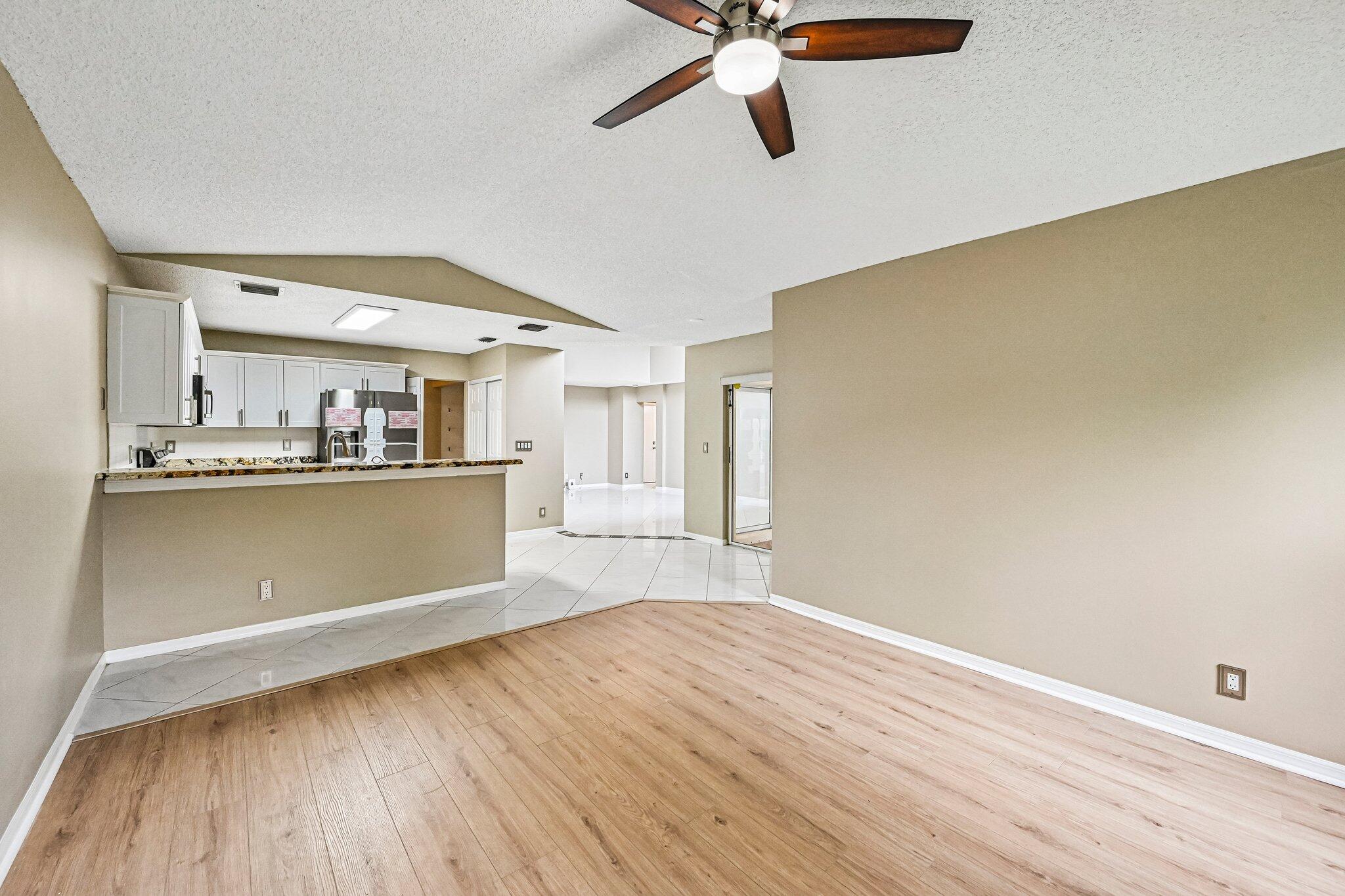 6520 NW 41ST, Coconut Creek FL 33073