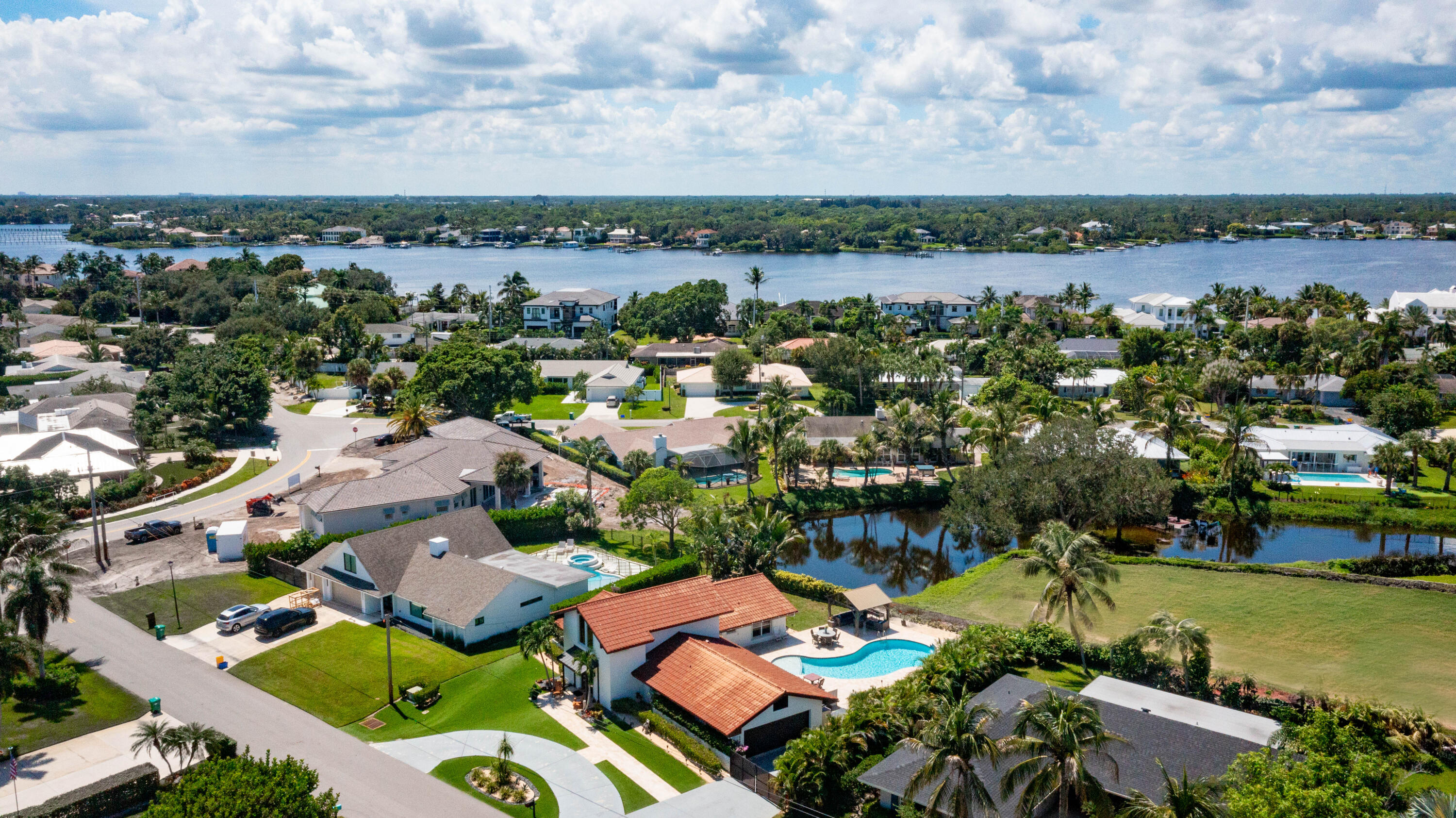 71 FAIRVIEW, Tequesta FL 33469
