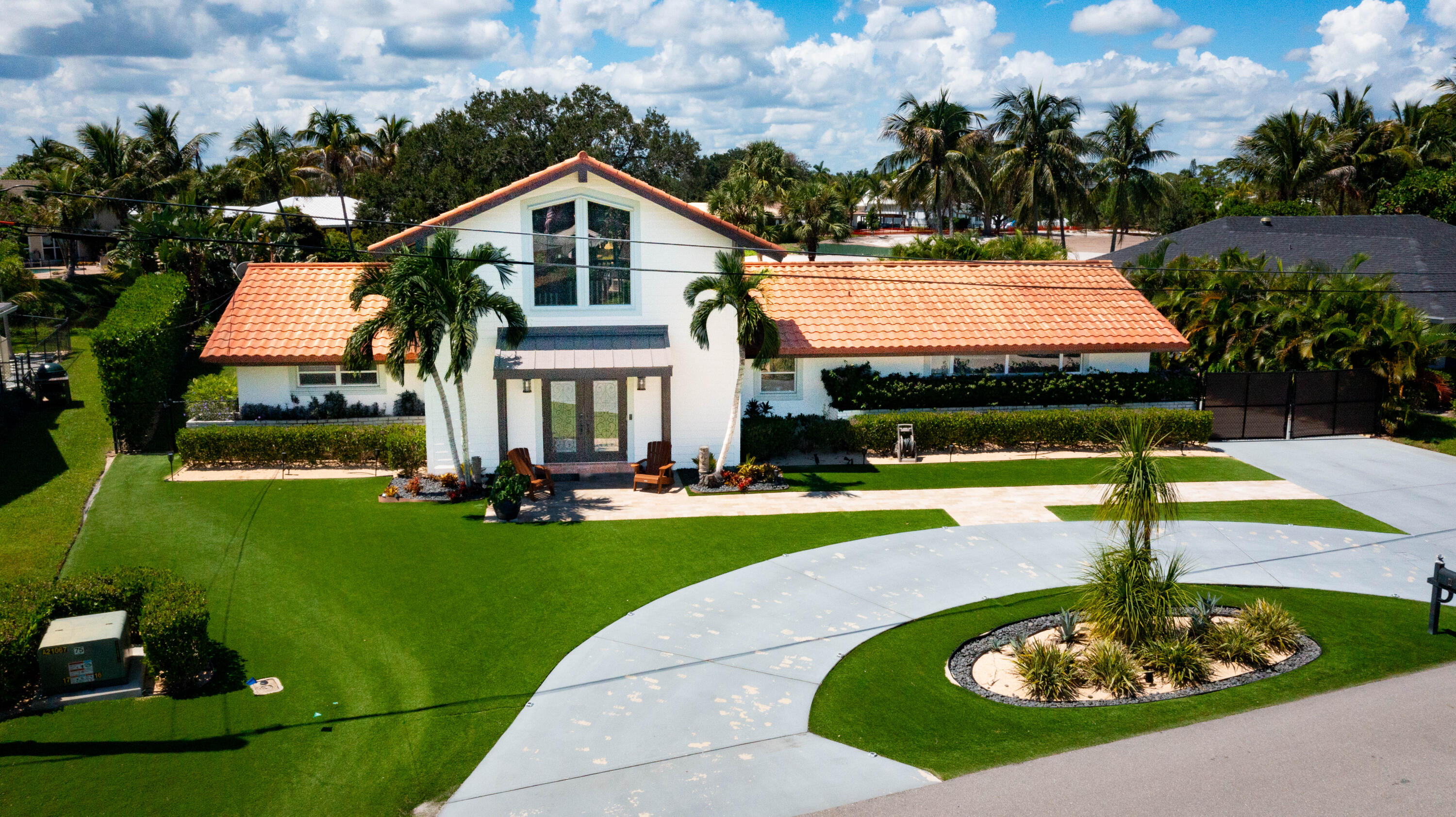 71 FAIRVIEW, Tequesta FL 33469