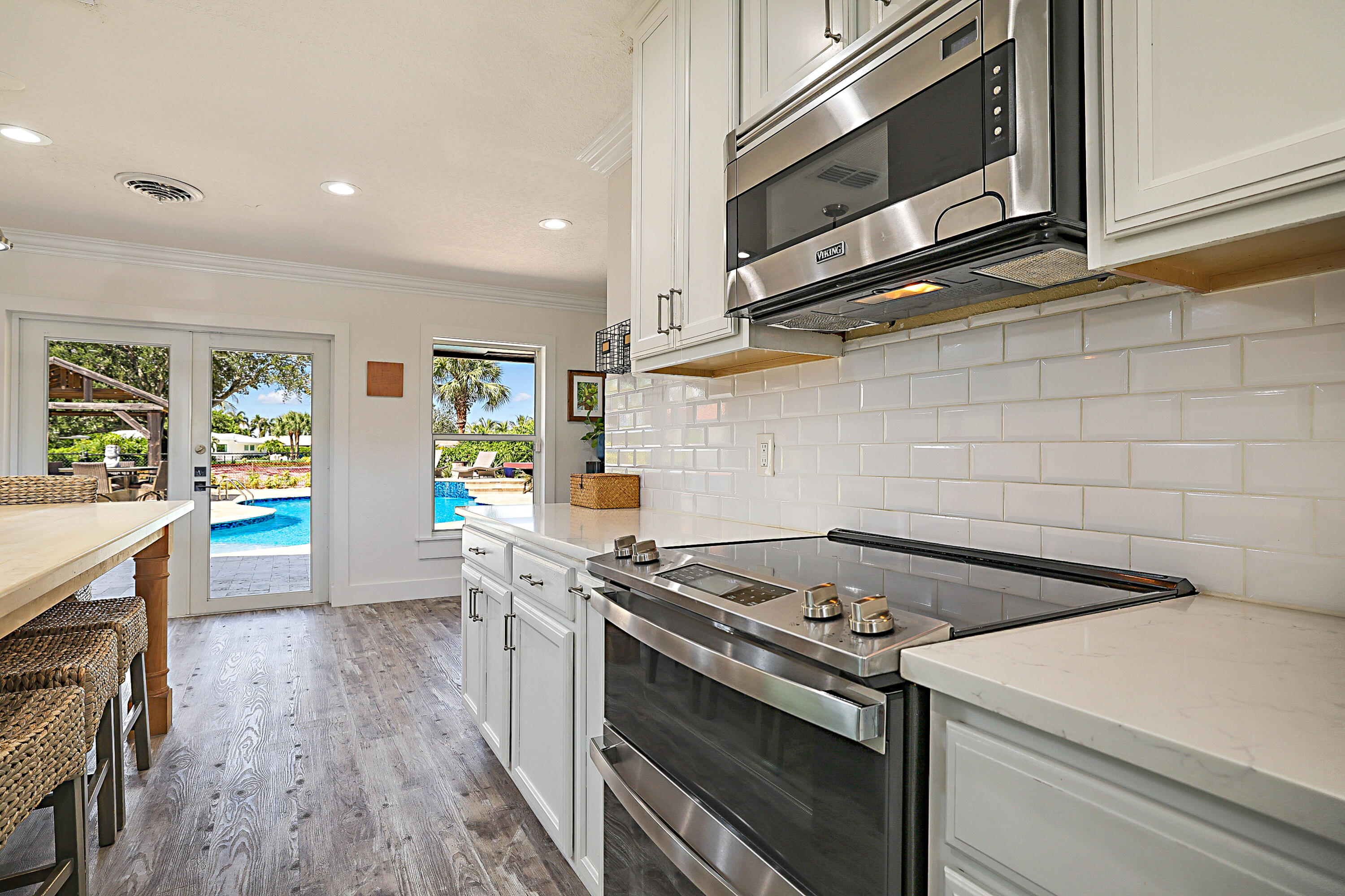 71 FAIRVIEW, Tequesta FL 33469