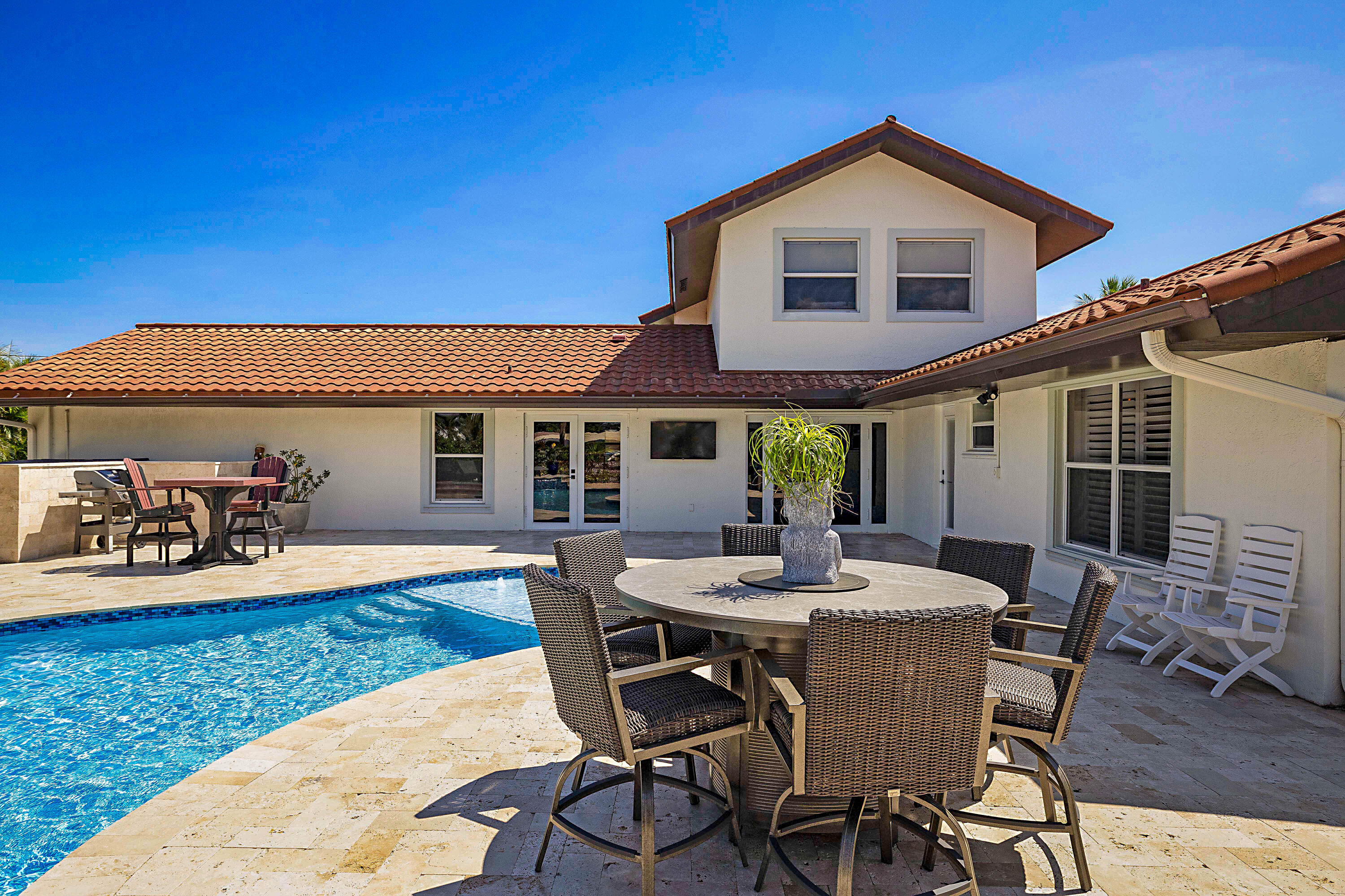 71 FAIRVIEW, Tequesta FL 33469