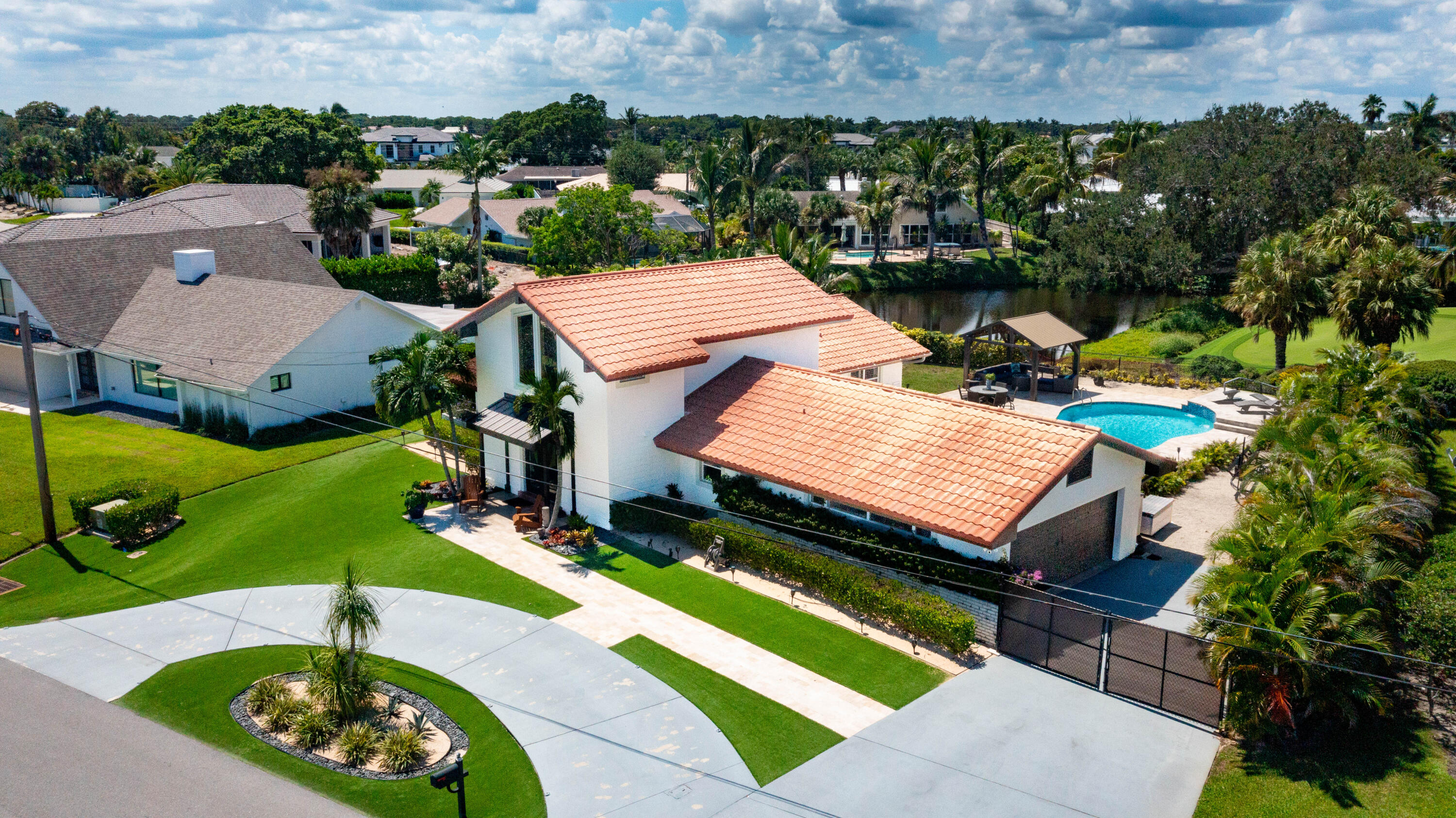 71 FAIRVIEW, Tequesta FL 33469