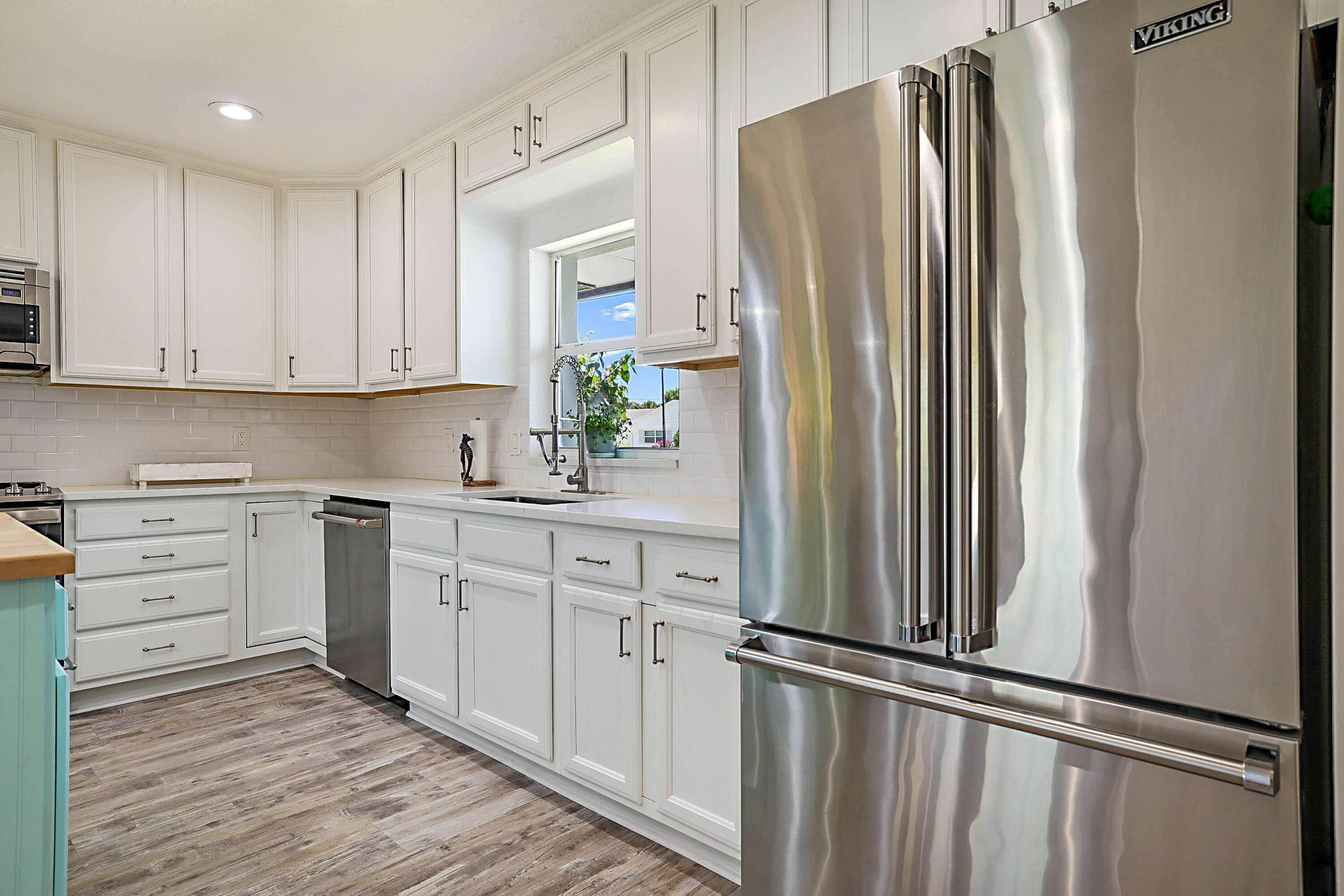 71 FAIRVIEW, Tequesta FL 33469