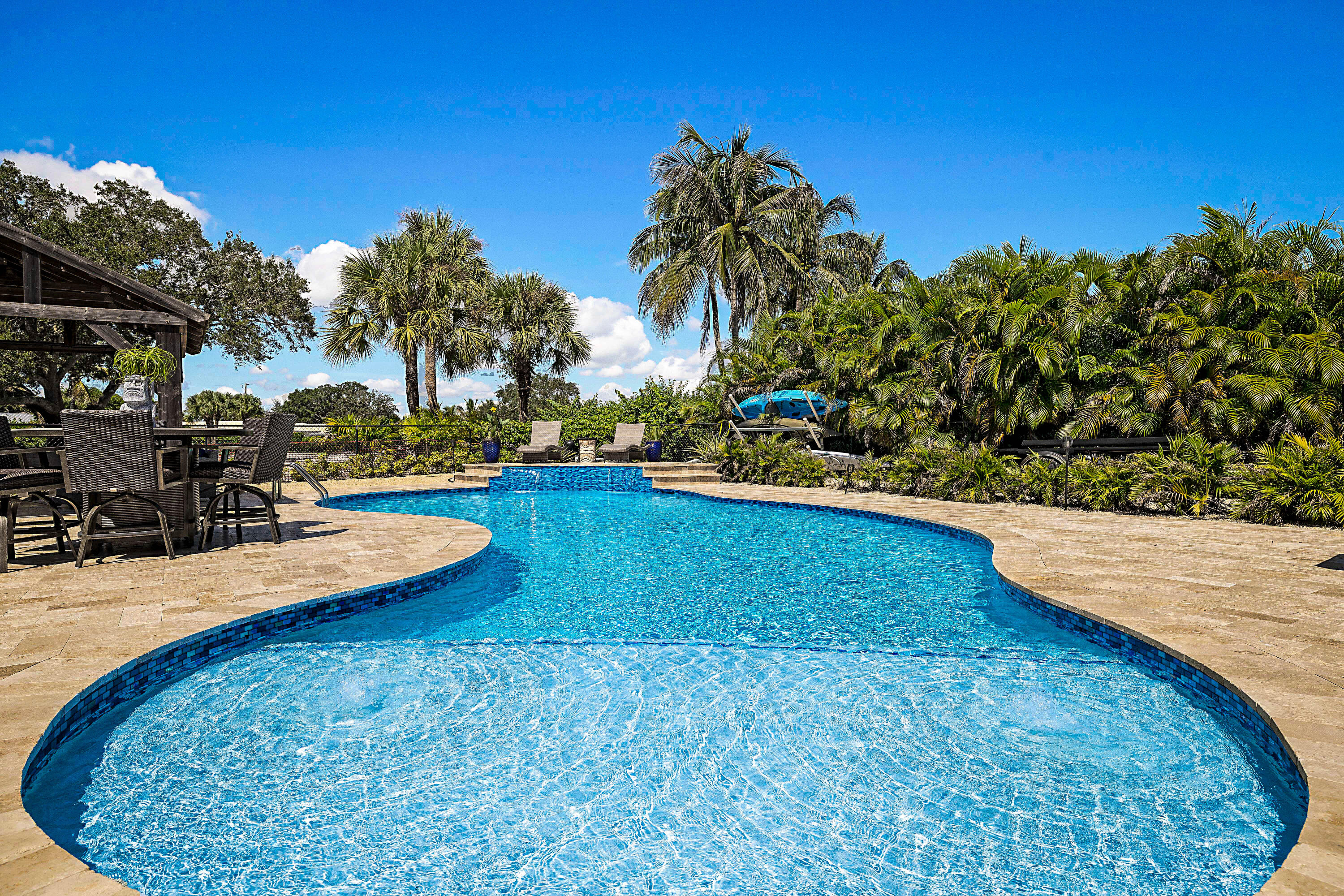 71 FAIRVIEW, Tequesta FL 33469