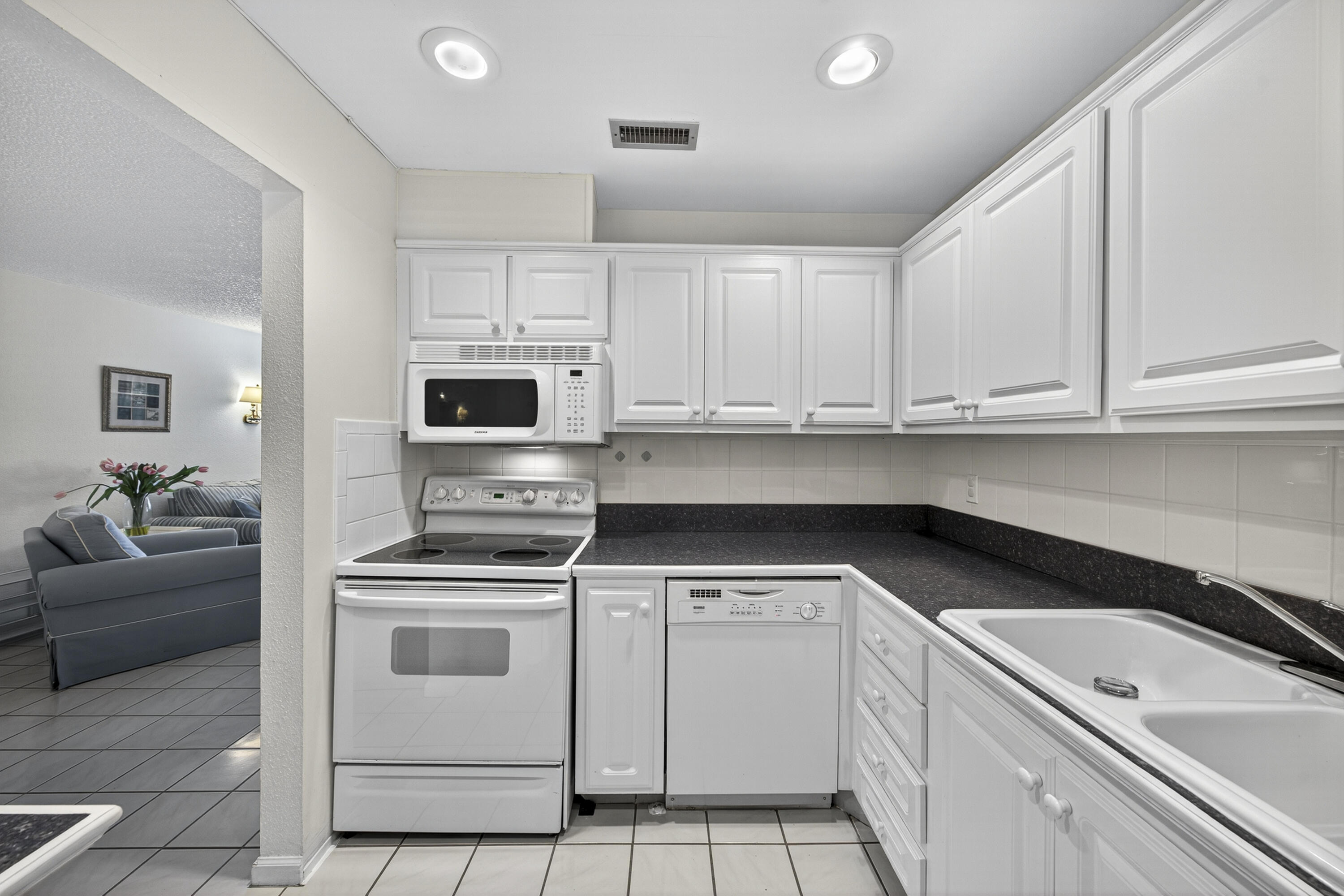 6417 BAY CLUB #3, Fort Lauderdale FL 33308
