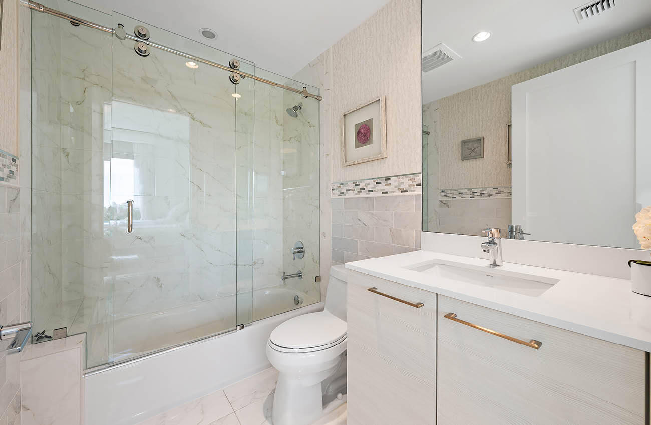 1 WATER CLUB #504, North Palm Beach FL 33408