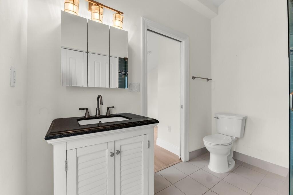 712 PONCE DE LEON, Fort Lauderdale FL 33316