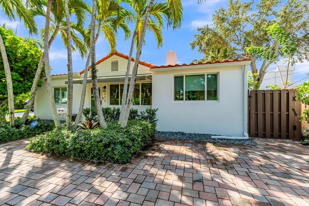 712 PONCE DE LEON, Fort Lauderdale FL 33316