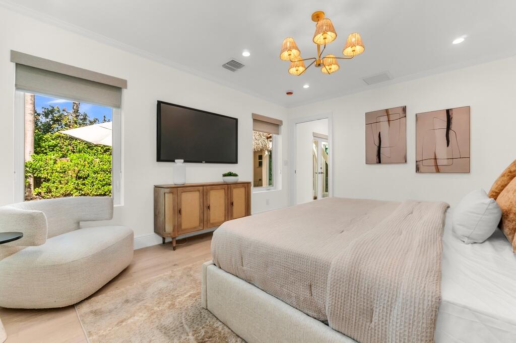 712 PONCE DE LEON, Fort Lauderdale FL 33316