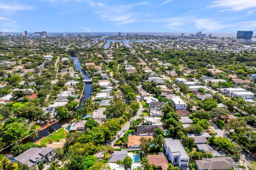 712 PONCE DE LEON, Fort Lauderdale FL 33316