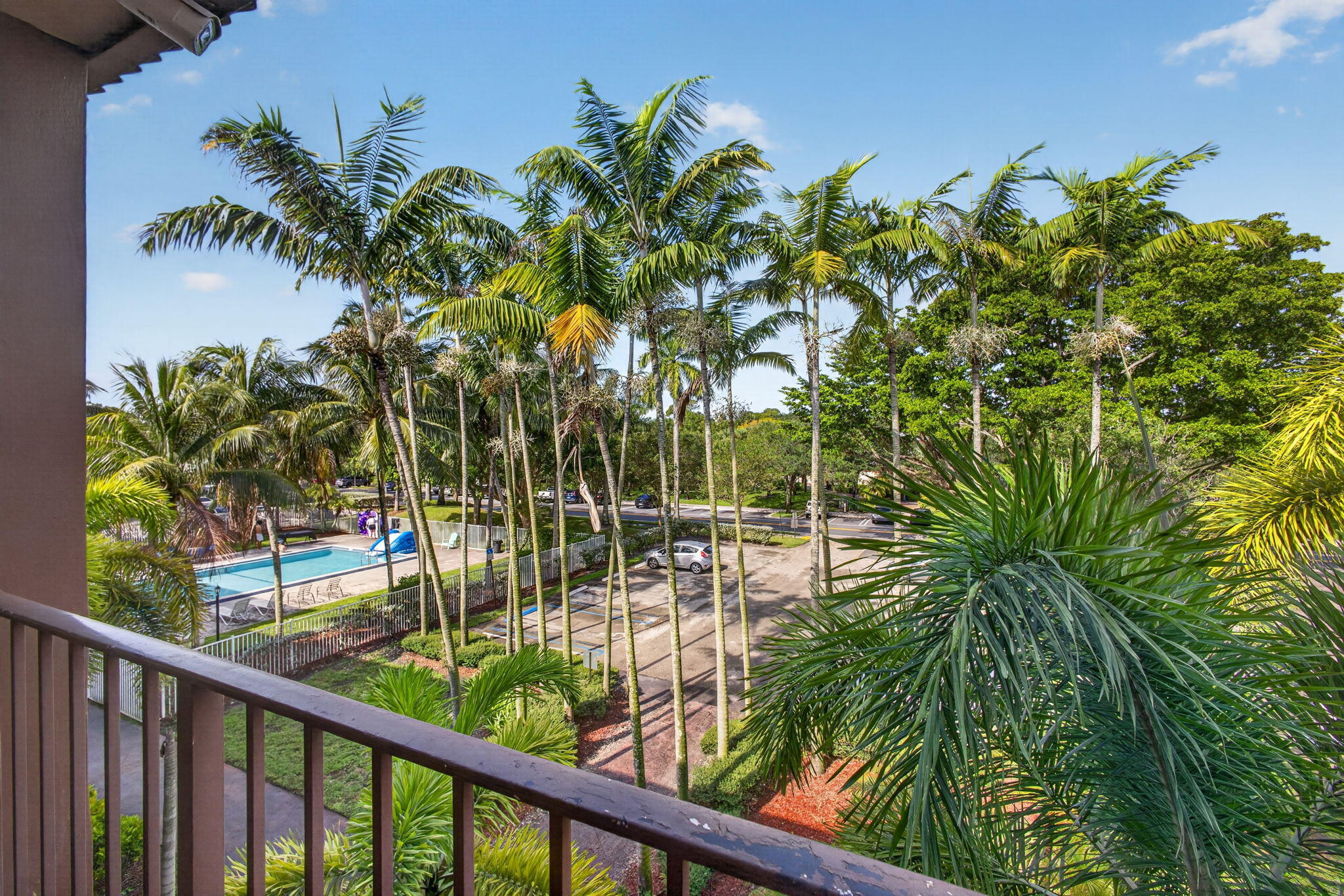 120 Sparrow #304, Royal Palm Beach FL 33411