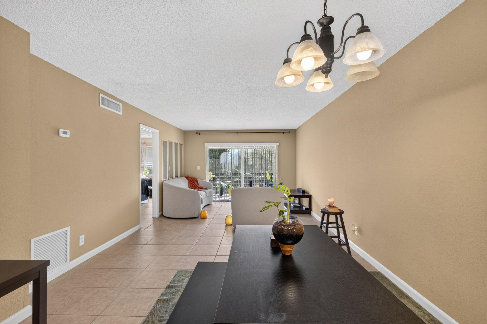 120 Sparrow #304, Royal Palm Beach FL 33411