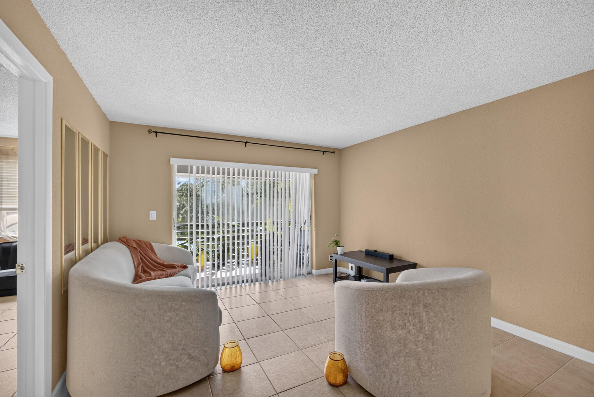 120 Sparrow #304, Royal Palm Beach FL 33411