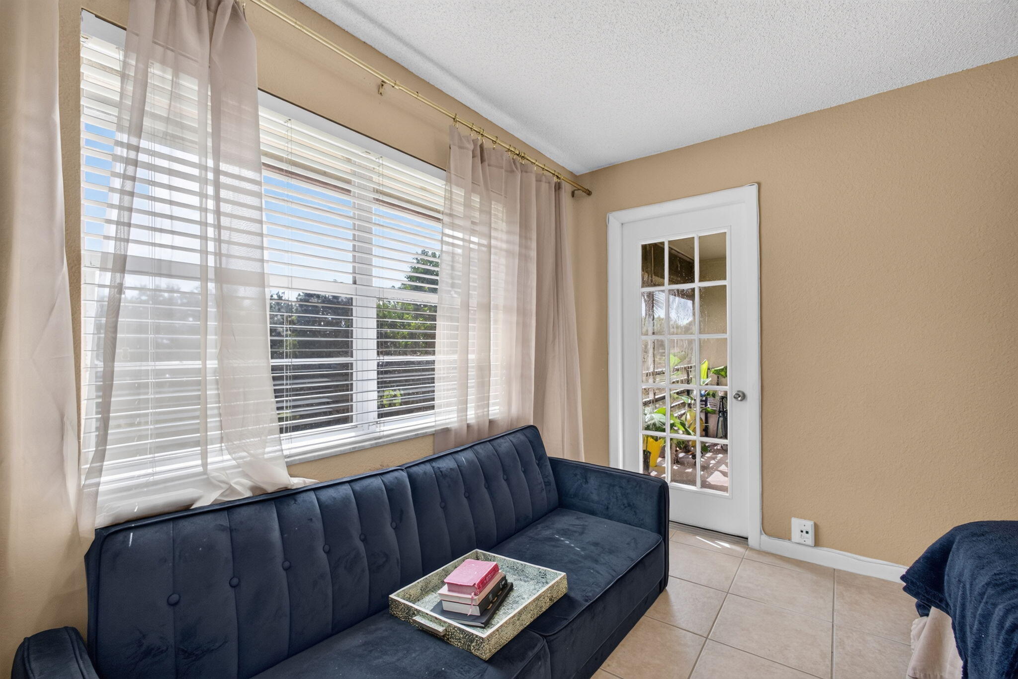 120 Sparrow #304, Royal Palm Beach FL 33411