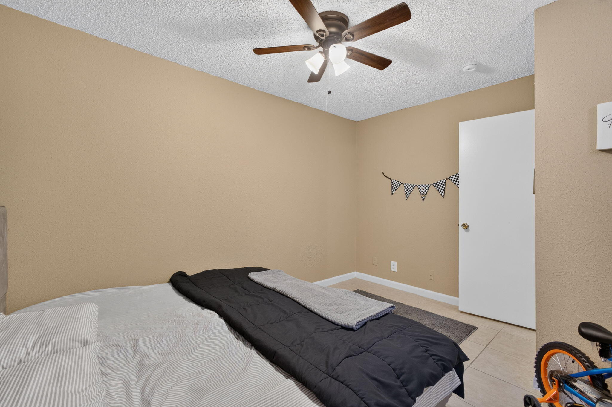 120 Sparrow #304, Royal Palm Beach FL 33411