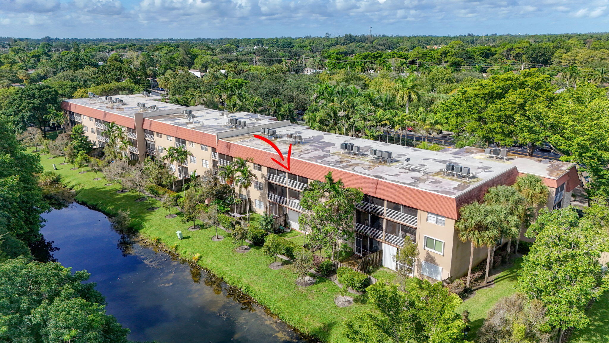 120 Sparrow #304, Royal Palm Beach FL 33411