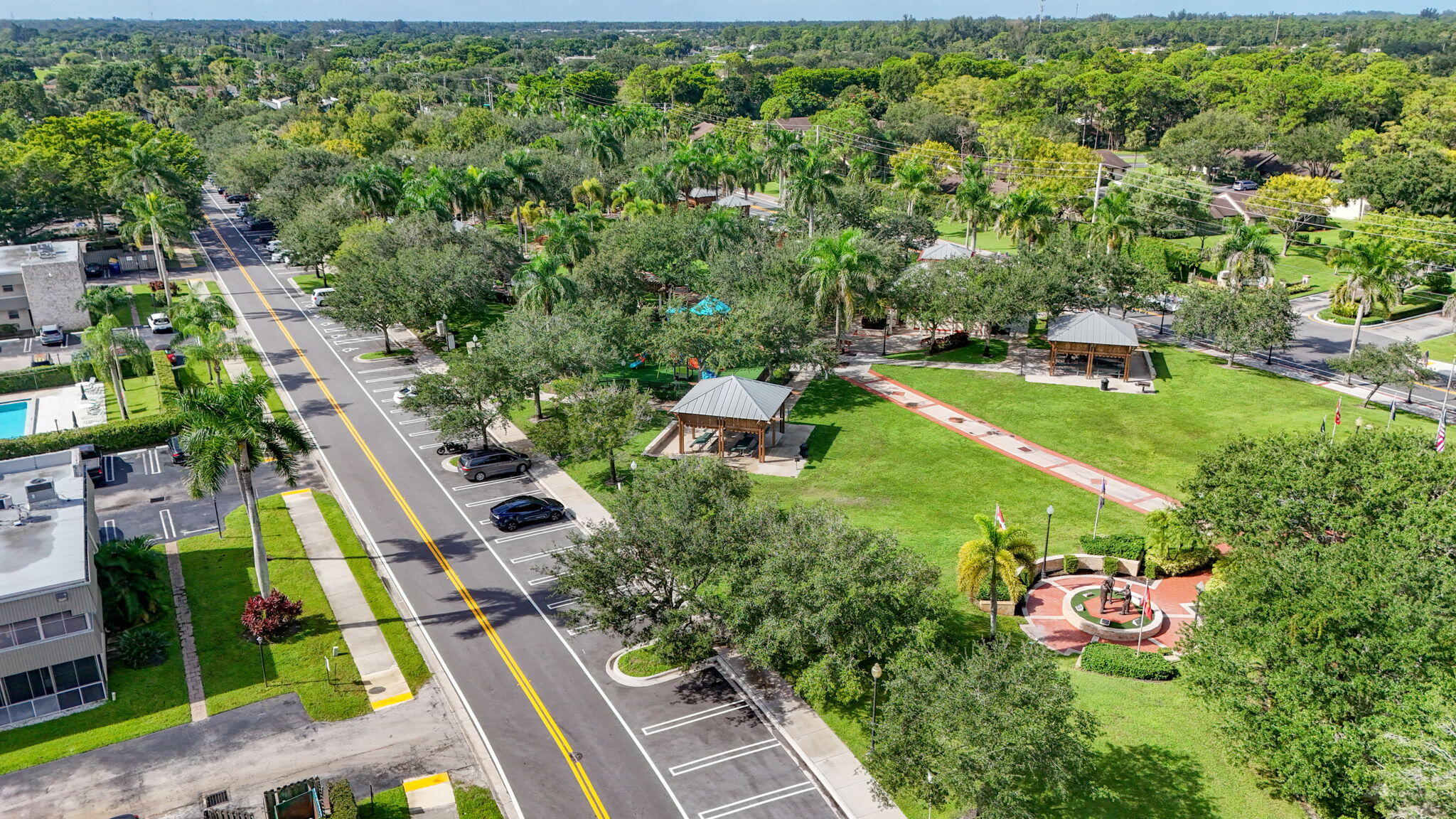 120 Sparrow #304, Royal Palm Beach FL 33411
