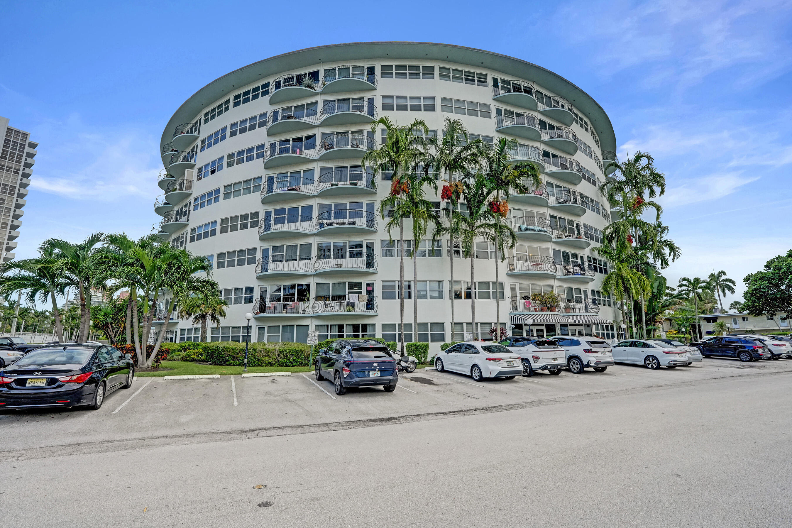 3250 NE 28TH #306, Fort Lauderdale FL 33308